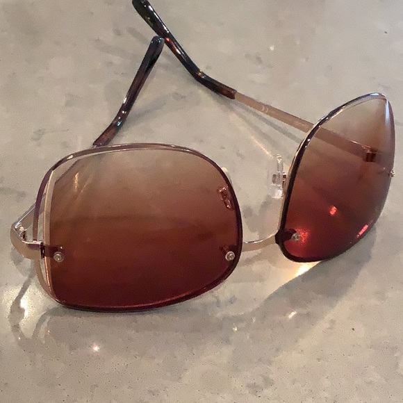 Sunglasses - Picture 3 of 3